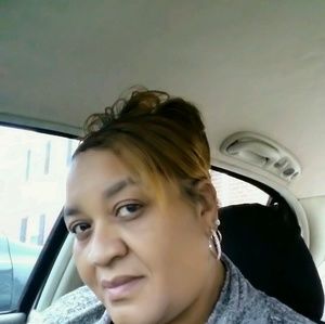 Meet your Posher, Vivian